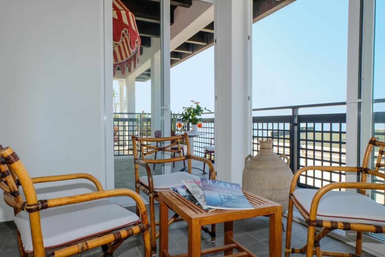 Hotel Manila Lido di Jesolo Bagian luar foto