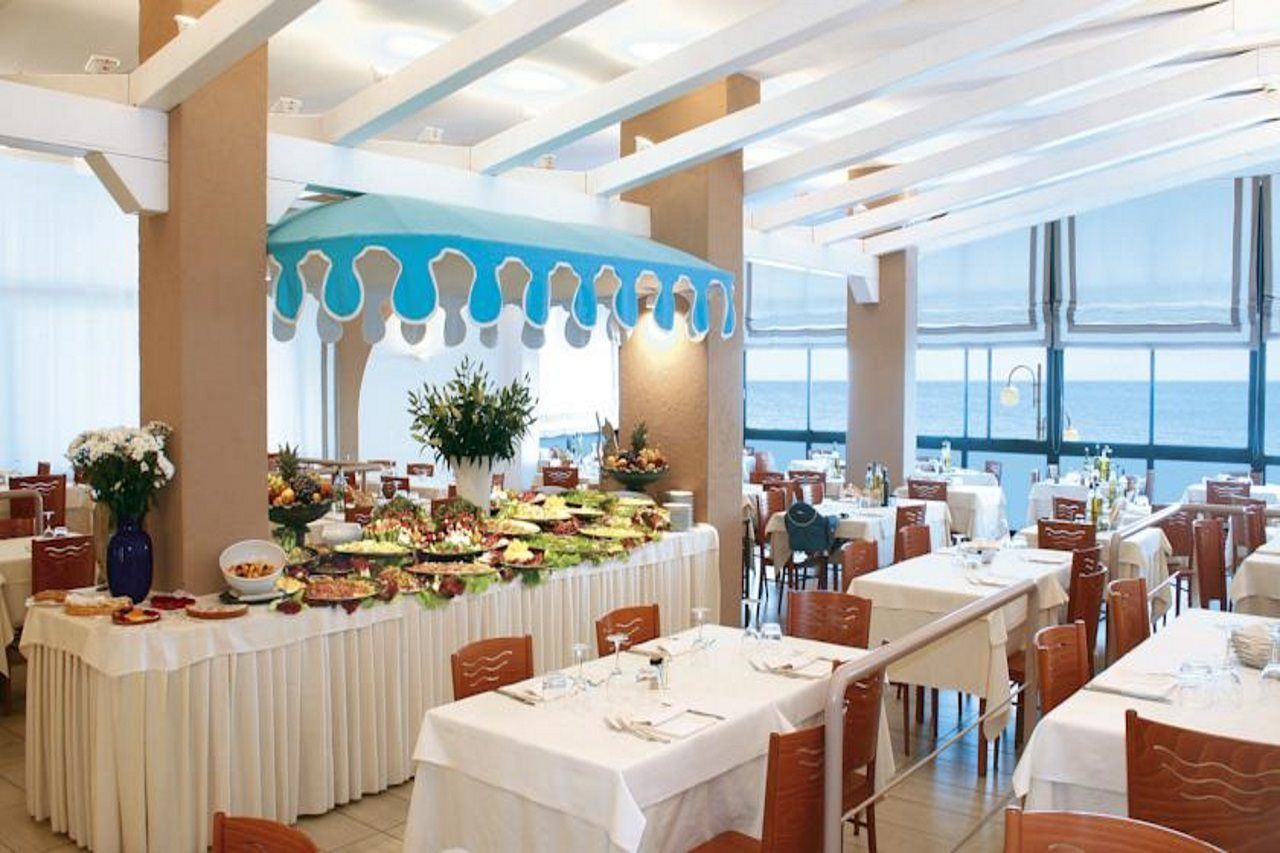 Hotel Manila Lido di Jesolo Bagian luar foto